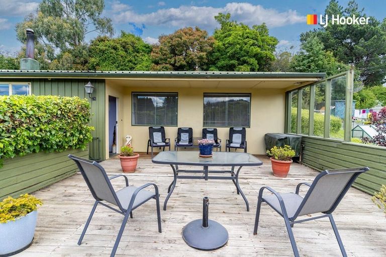 Photo of property in 96 Main South Road, Green Island, Dunedin, 9018