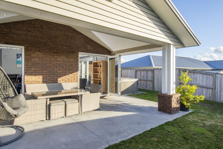 Photo of property in 24 Mervyn Place, Ohauiti, Tauranga, 3112