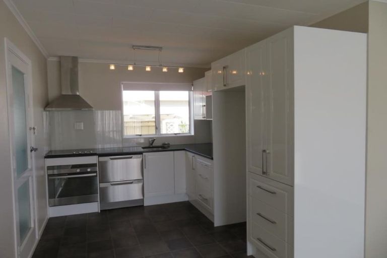 Photo of property in 3c Benzie Avenue, Wallaceville, Upper Hutt, 5018