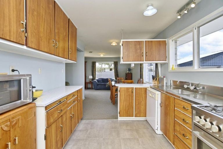 Photo of property in 6 Coates Place, Rangiora, 7400