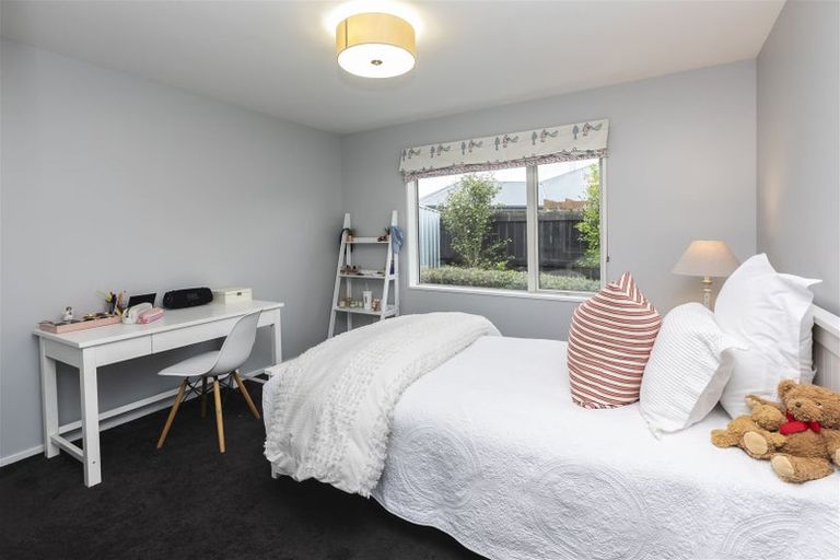 Photo of property in 22 Lindsay Drive, Prebbleton, 7604