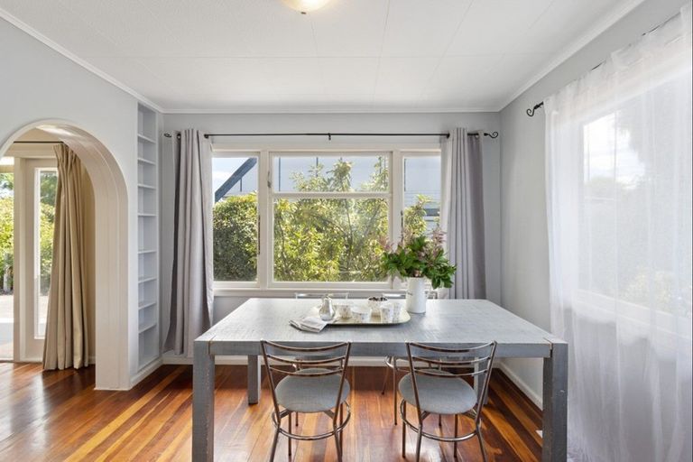 Photo of property in 1/1116 Outram Road, Akina, Hastings, 4122