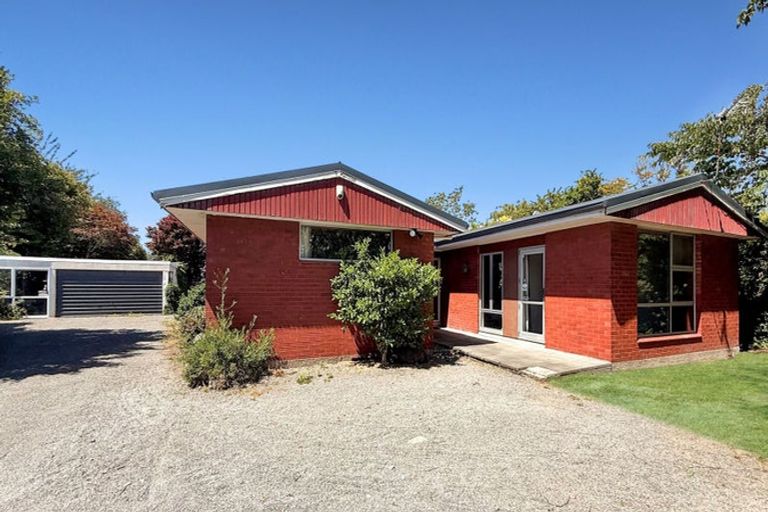 Photo of property in 3 Wadeley Road, Ilam, Christchurch, 8041