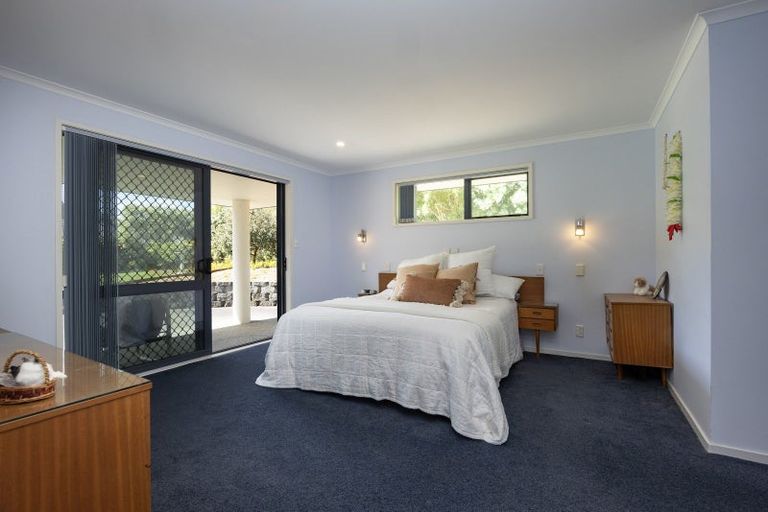 Photo of property in 14 Applemoors Way, Riverhead, 0820