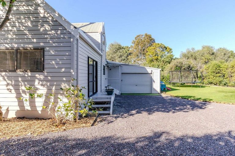 Photo of property in 74 Hone Heke Road, Kerikeri, 0230