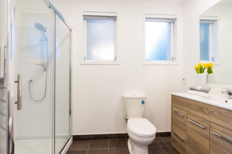 Photo of property in 176 Ti Rakau Drive, Pakuranga Heights, Auckland, 2010