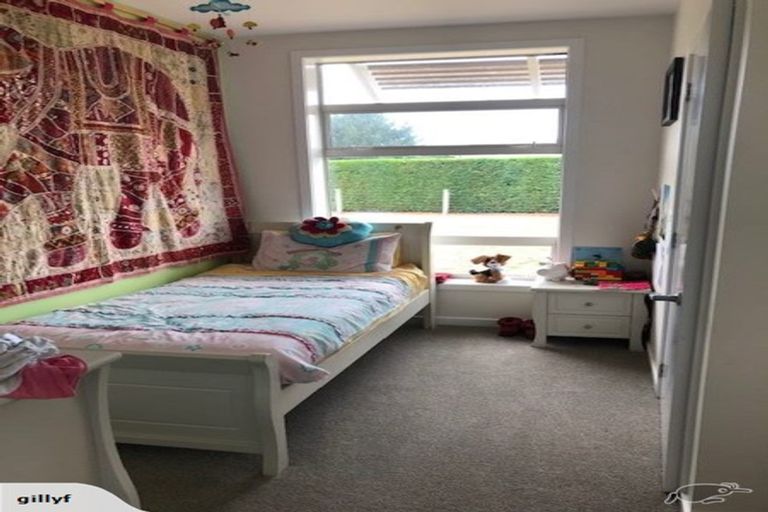 Photo of property in 29 Ferndale Drive, Waikanae, 5036