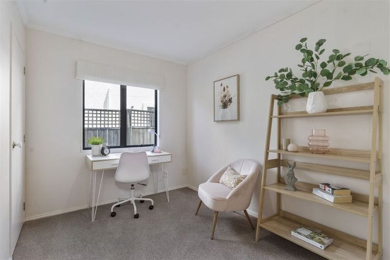 Photo of property in 77 Cook Street, Howick, Auckland, 2014