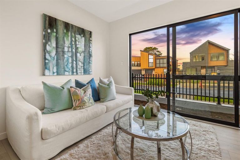 Photo of property in 69 Waterlily Street, Hobsonville, Auckland, 0616