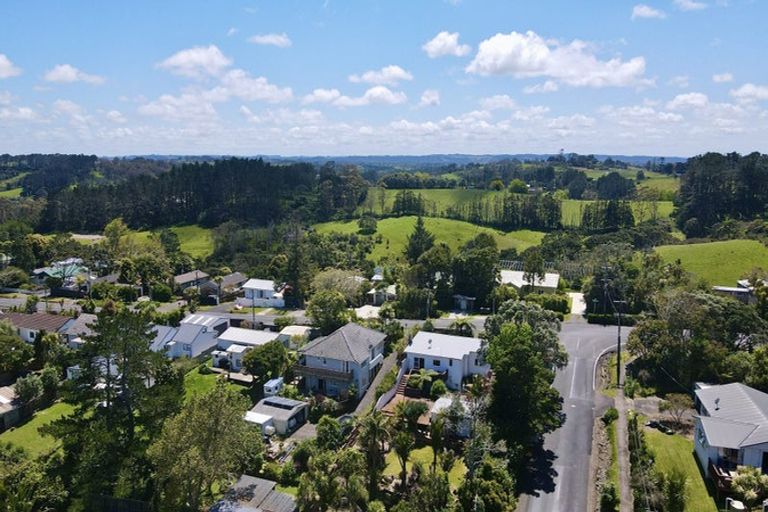 Photo of property in 76 Mcentee Road, Waitakere, Auckland, 0816