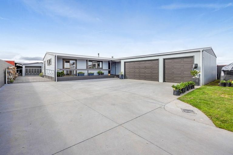 Photo of property in 22 Fantham Street, Hawera, 4610