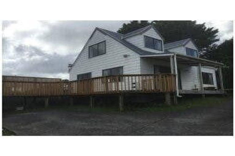 Photo of property in 2a Seymour Road, Sunnyvale, Auckland, 0612