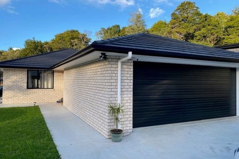 Photo of property in 18 Western View Heights, Horahora, Whangarei, 0110