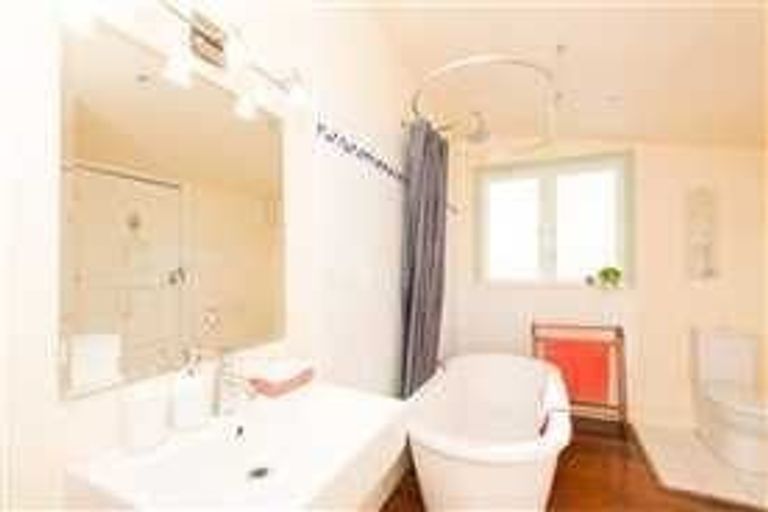 Photo of property in 35 Awatea Street, Ranui, Porirua, 5024