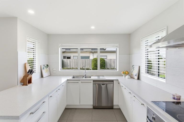 Photo of property in 26 Mariposa Crescent, Aidanfield, Christchurch, 8025