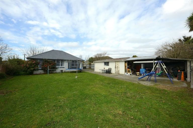Photo of property in 7 Ealing Street, Northcote, Christchurch, 8052