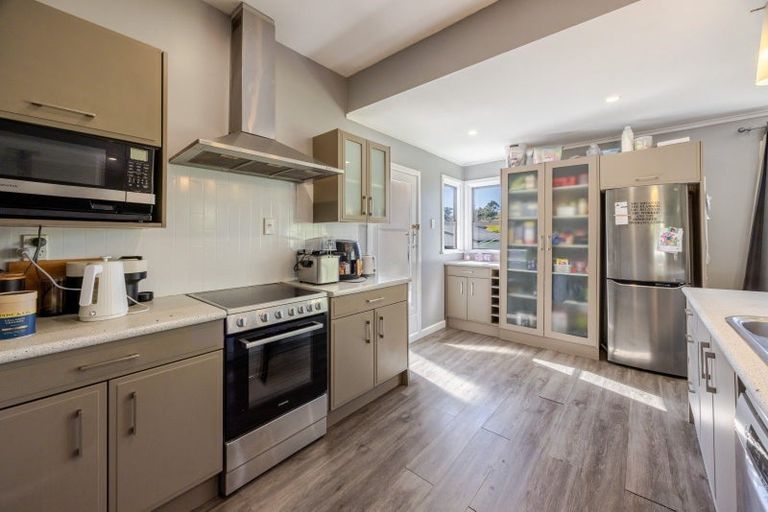 Photo of property in 3 Great North Road, Waipawa, 4210