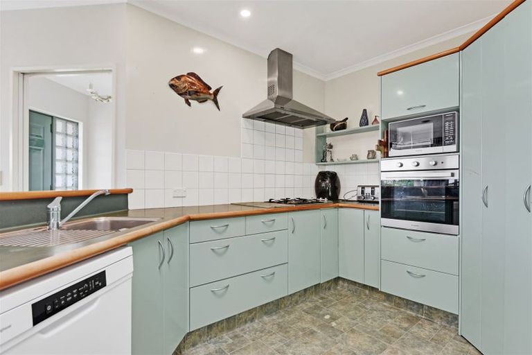 Photo of property in 18 Orpington Place, Stoke, Nelson, 7011