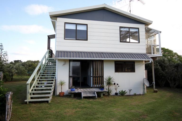 Photo of property in 266b Seaforth Road, Waihi Beach, 3611