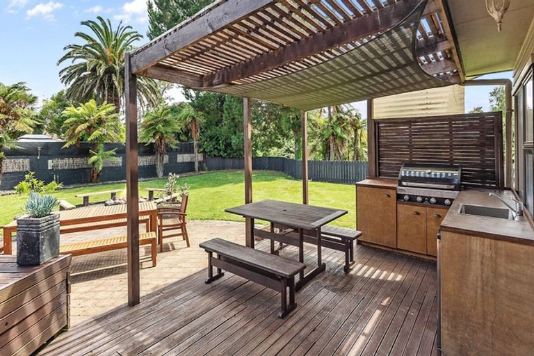 Photo of property in 42 Tomin Road, Glenview, Hamilton, 3206