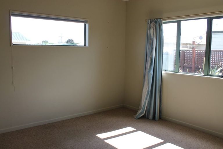 Photo of property in 4 Queen Street, Winton, 9720