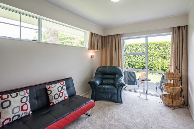 Photo of property in 22 Awanui Drive, Waikanae, 5036