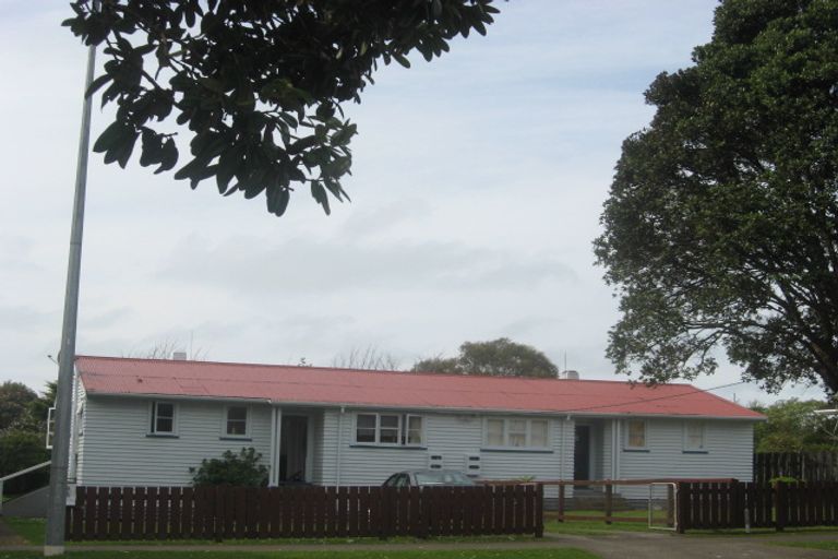 Photo of property in 9 Princess Street, Waitara, 4320