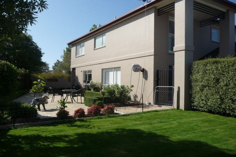 Photo of property in 2 Seclusion Lane, Parklands, Christchurch, 8083