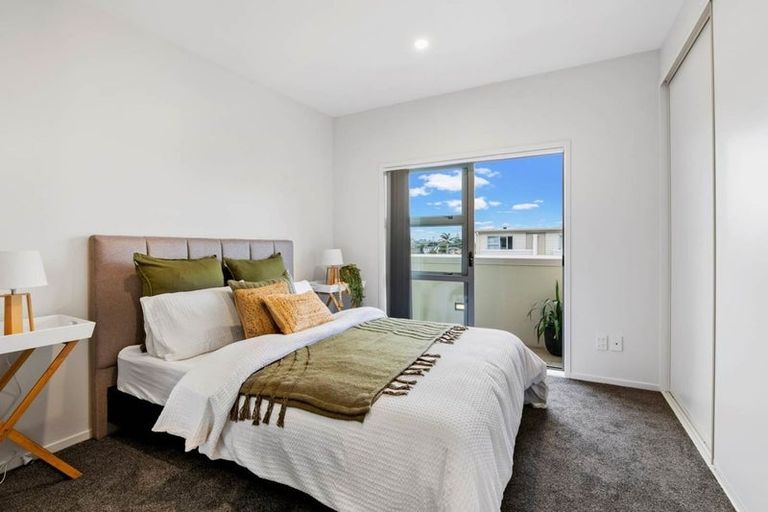 Photo of property in 18/3 Riverside Road, Orewa, 0931