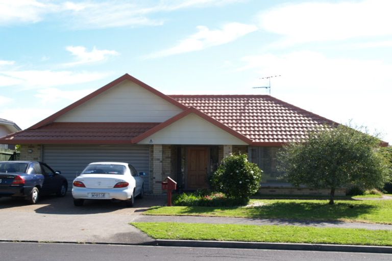 Photo of property in 25 Mission View Drive, Northpark, Auckland, 2013