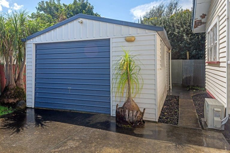 Photo of property in 9a Leon Street, Riverdale, Gisborne, 4010