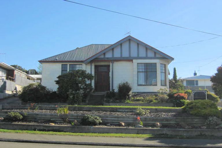 Photo of property in 24 Ure Street, South Hill, Oamaru, 9400