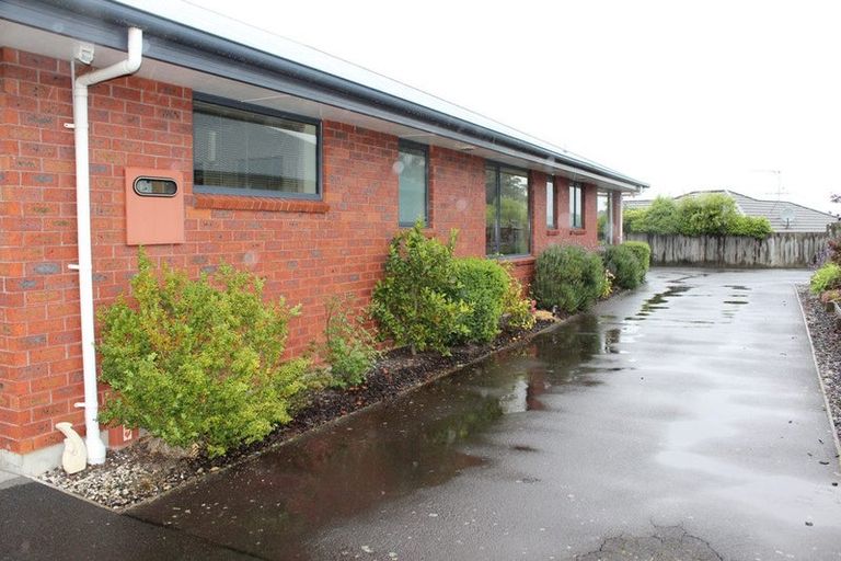 Photo of property in 4 Sunninghurst Drive, Fairfield, Dunedin, 9018