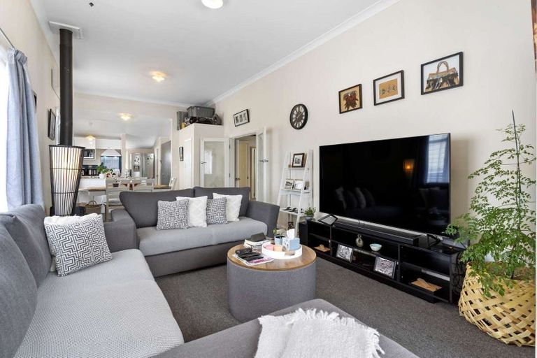 Photo of property in 92a Kuripuni Street, Kuripuni, Masterton, 5810