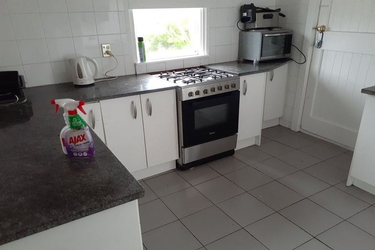 Photo of property in 1-3 Mudges Terrace, Newtown, Wellington, 6021