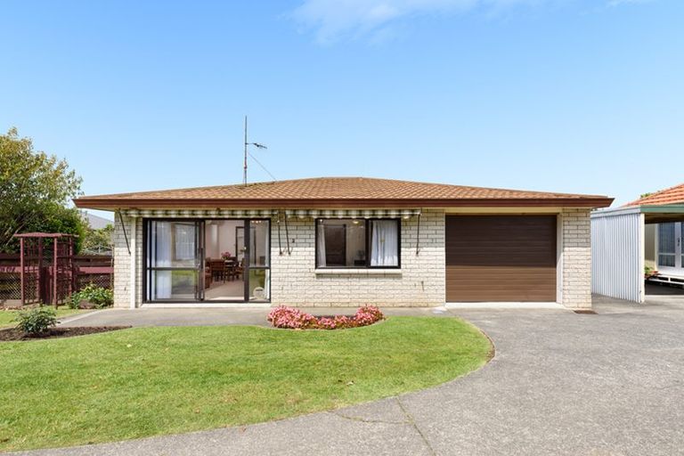 Photo of property in 2/153 Waihi Road, Judea, Tauranga, 3110