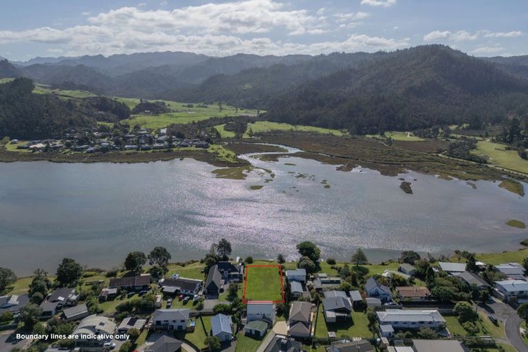 Photo of property in 20 Marquet Place, Tairua, 3508