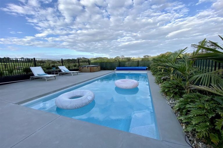 Photo of property in 49 Grayson Road, Wainui, Silverdale, 0992