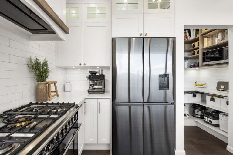 Photo of property in 60 Rexford Heights, Pyes Pa, Tauranga, 3112