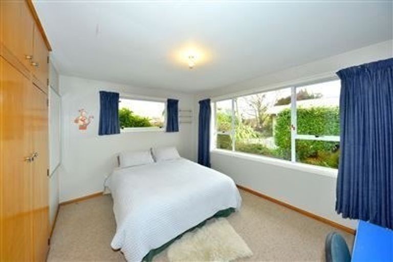 Photo of property in 52 Dunster Street, Burnside, Christchurch, 8053