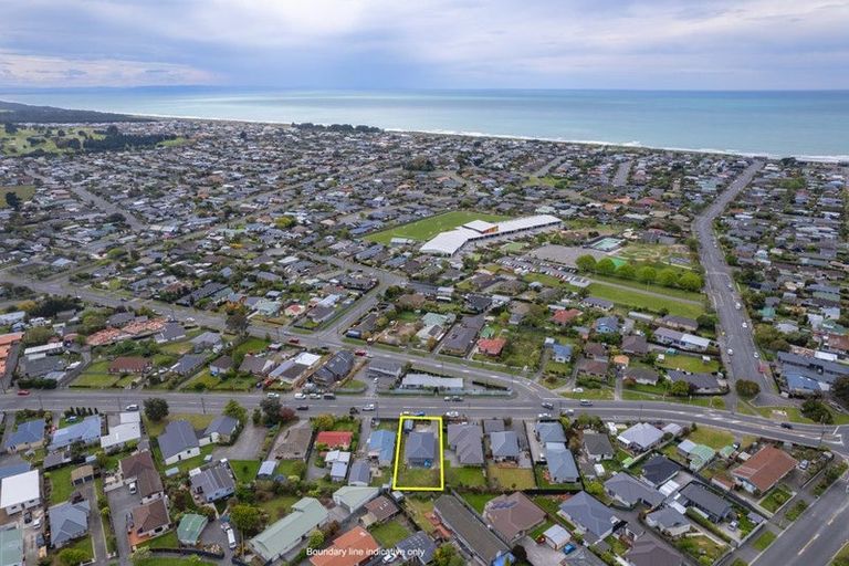 Photo of property in 27 Rookwood Avenue, New Brighton, Christchurch, 8083