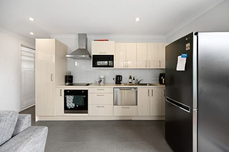 Photo of property in 17 Sillary Street, Hamilton East, Hamilton, 3216