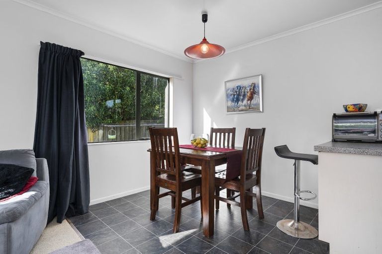 Photo of property in 82 Esmeralda Street, Welcome Bay, Tauranga, 3112