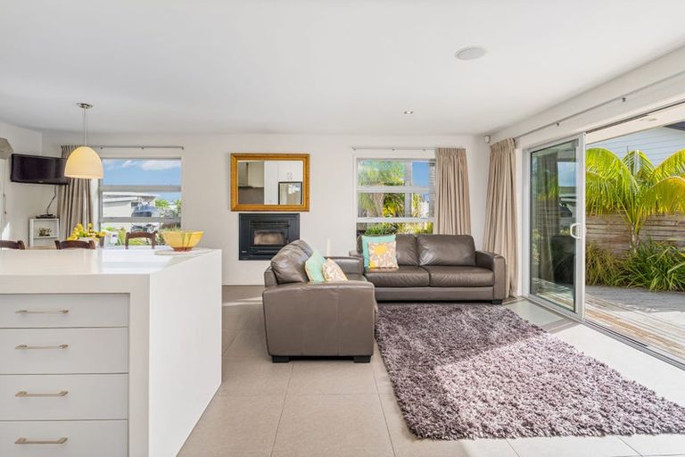 Photo of property in 30 Aquila Drive, Whitianga, 3510