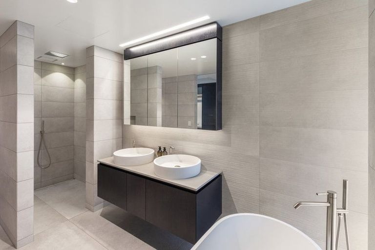 Photo of property in 146 Glandovey Road, Strowan, Christchurch, 8052