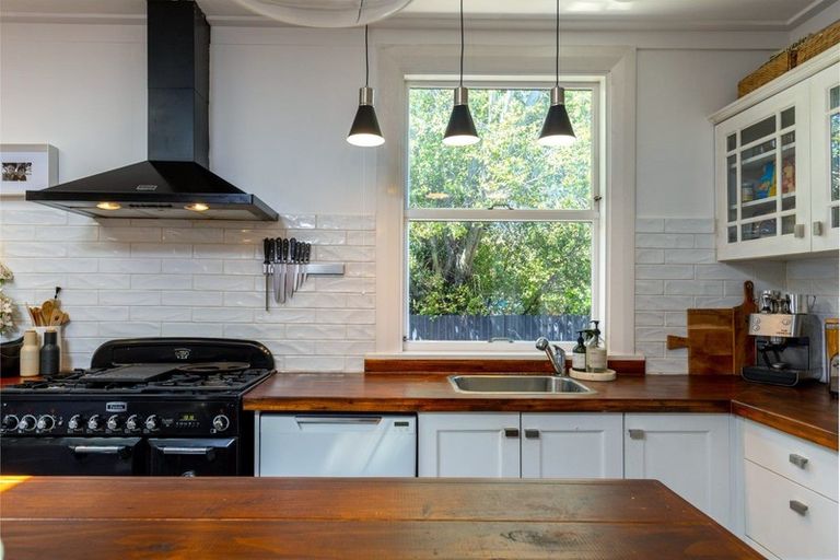 Photo of property in 93 Maxwell Road, Blenheim, 7201