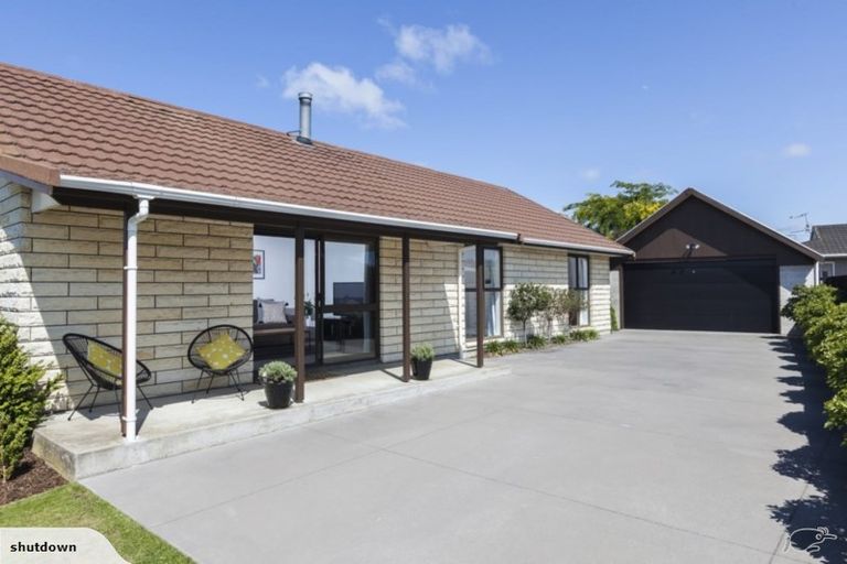 Photo of property in 7 Glen Place, Parklands, Christchurch, 8083