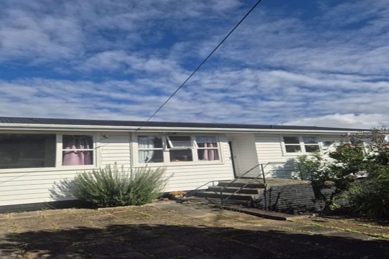 Photo of property in 24 Palmerston Road, Birkenhead, Auckland, 0626