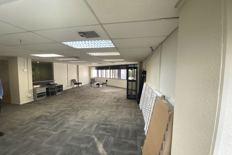 Photo of property in A/38 Whitaker Place, Grafton, Auckland, 1010