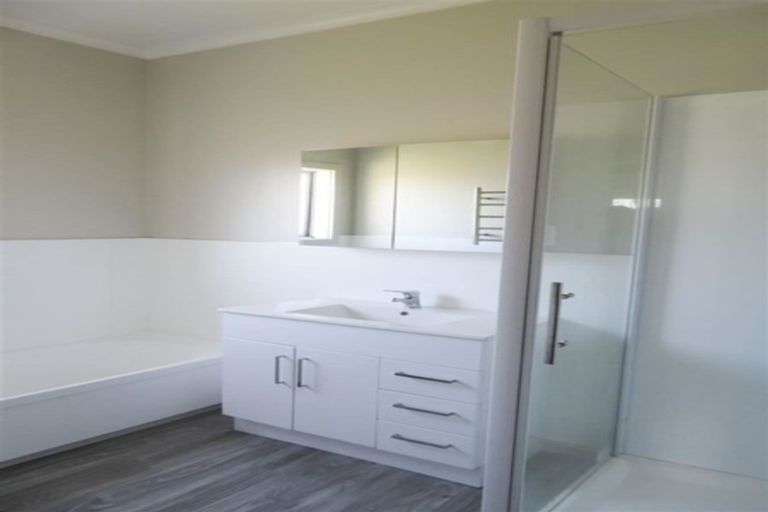 Photo of property in 99 Kitchener Street, Gore, 9710